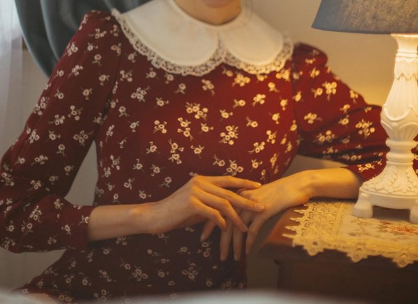 How to Style a High-Neck Dress for a Formal UK Event?